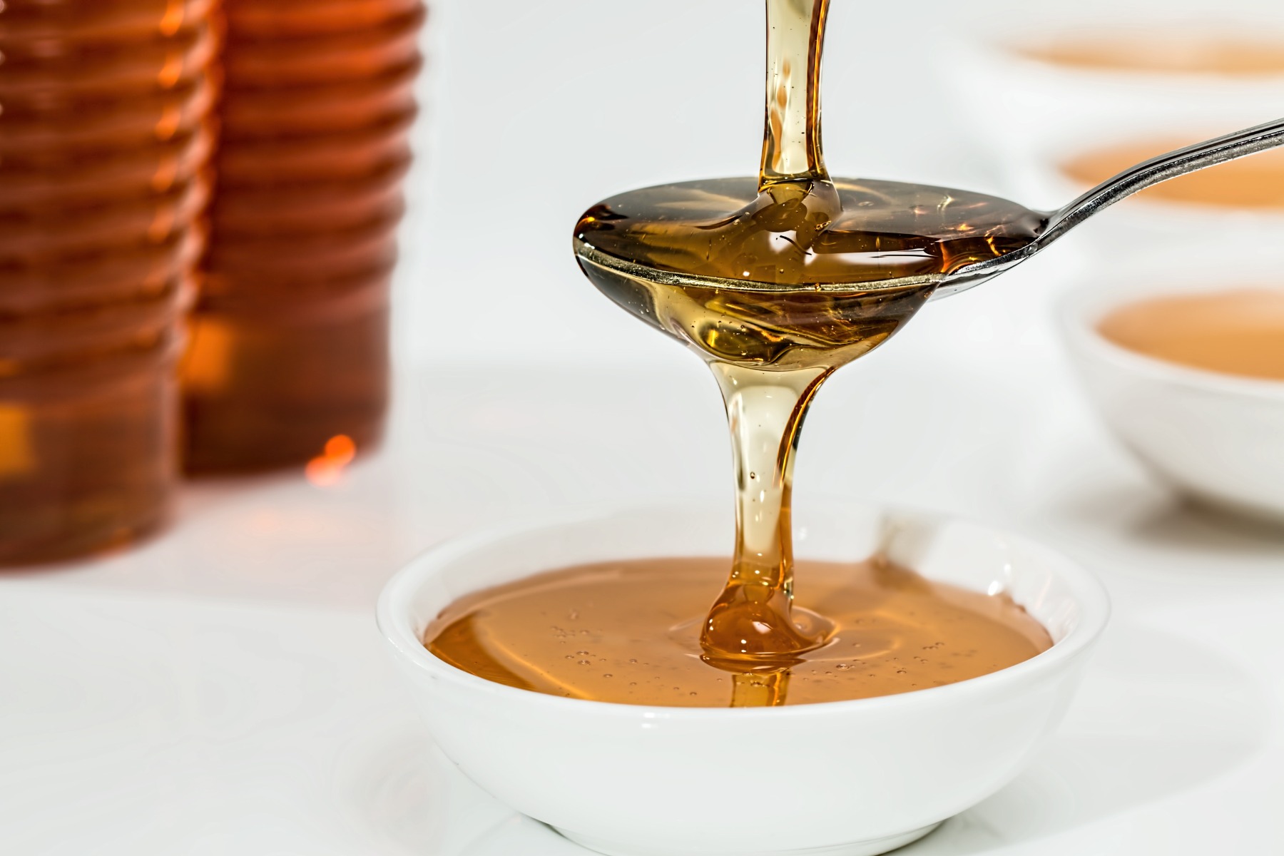 Organic date syrup - a healthy alternative to refined sugar